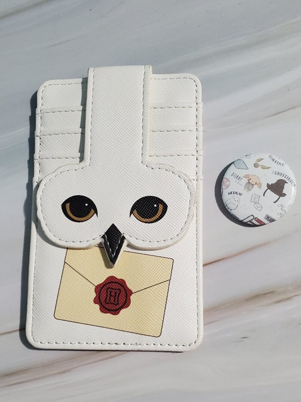 Harry Potter Hedwig Snap ID Cardholder + Free pinback button